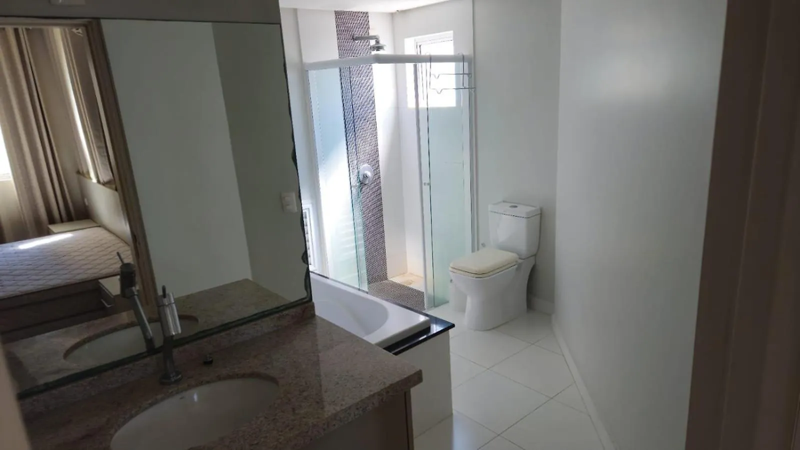 Apartamento Alto Padrao No 16º Andar Com 3 Quartos Top Balneário Camboriú Brasilien
